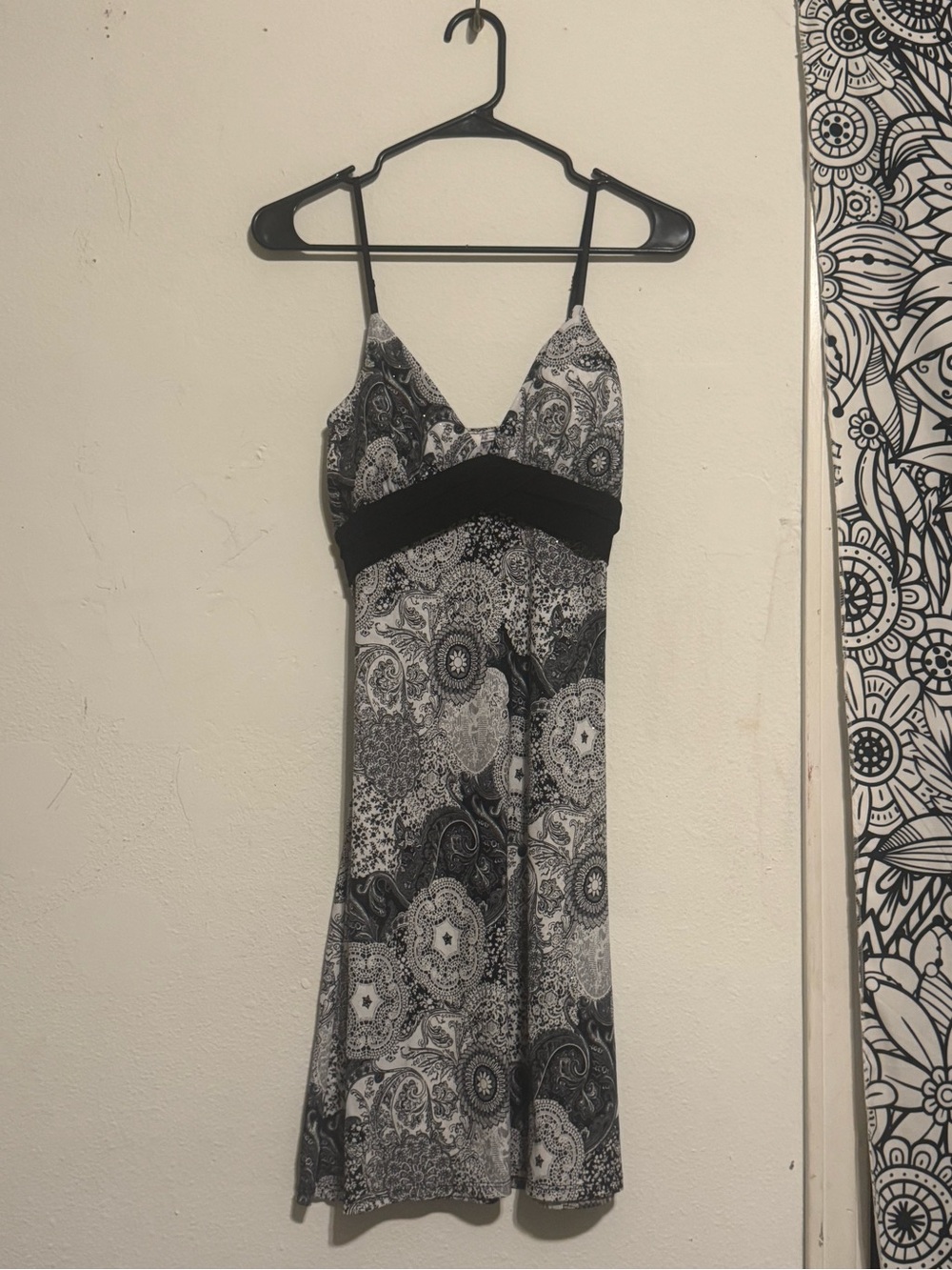 Bloom Black & White Paisley Slip Dress Size L